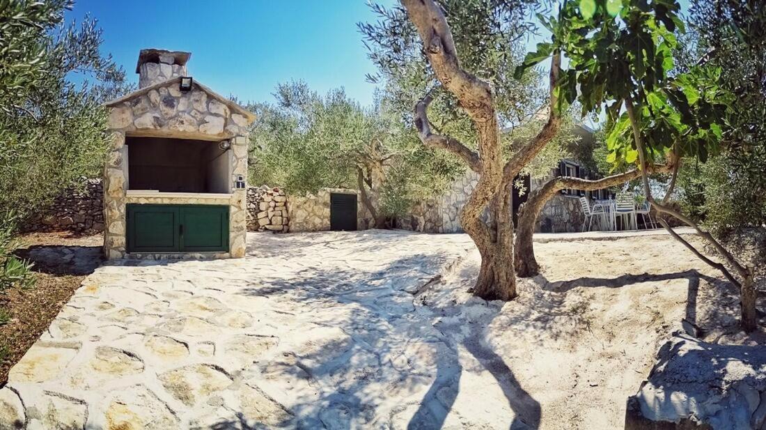 Secluded Holiday House Povlja, Brac - 14500 Eksteriør bilde